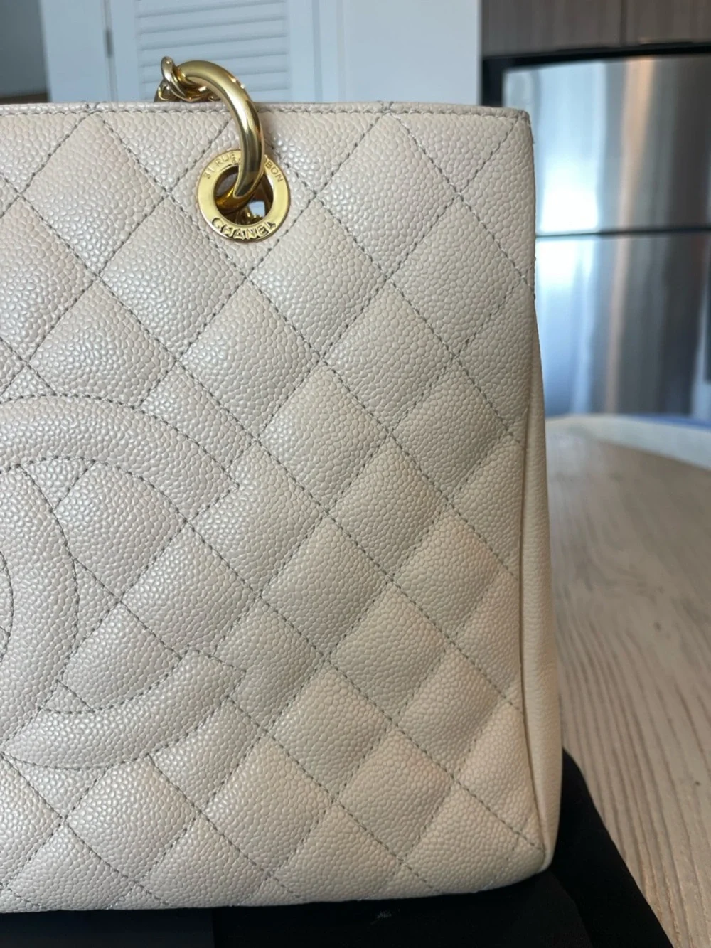 CHANEL Vintage Caviar Grand Shopping Tote